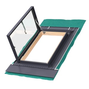 Fakro wyłaz WGU-X  szyba hartowana otwierany na bok, oblachowanie 9005